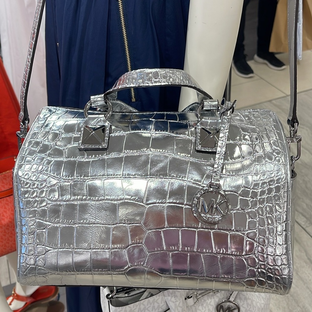 Michael Kors Grayson Medium Metallic Crocodile Embossed Leather Satchel
Silver - Picture 10 of 16